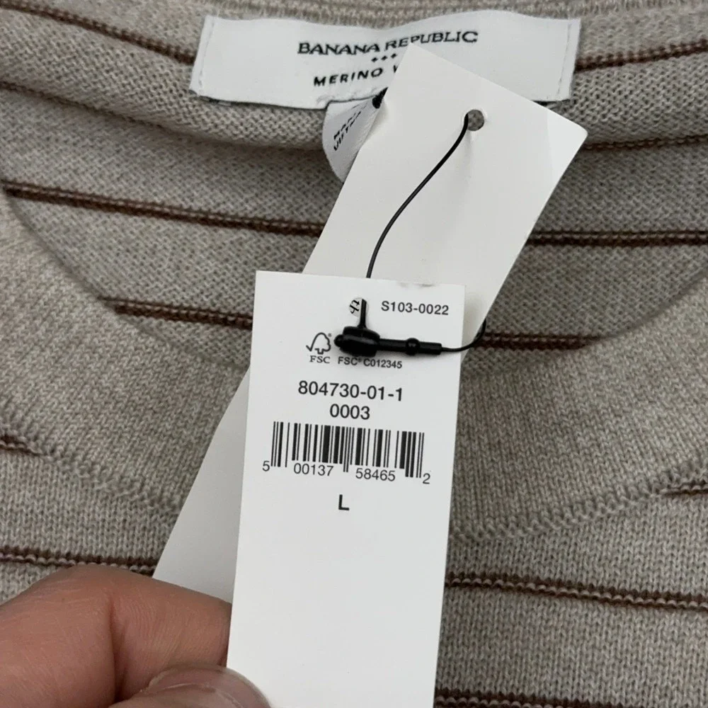 NEW Banana Republic Sweater Mens L Beige Striped Merino Wool Textured Crew Neck